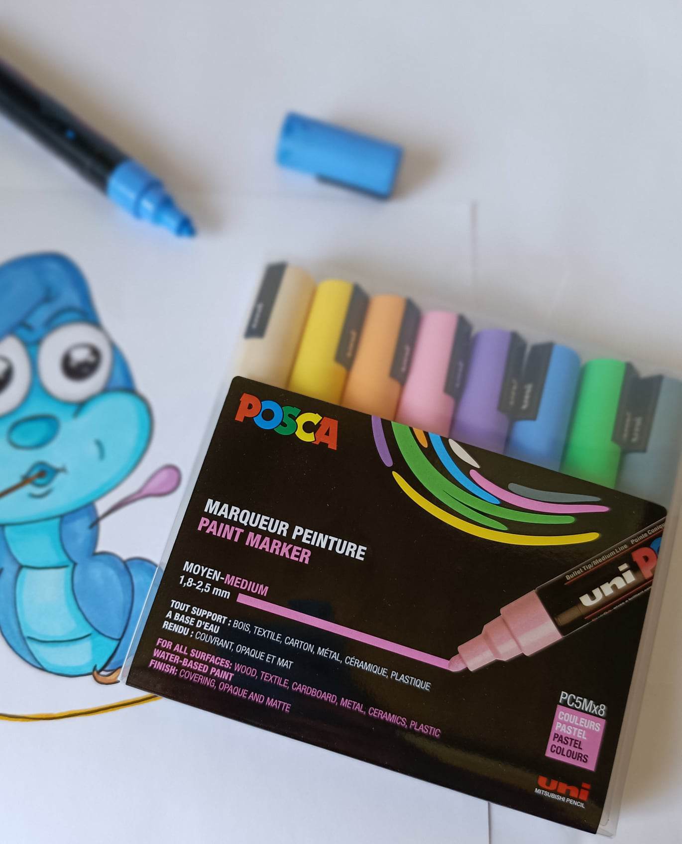 Pochette de marqueurs à base d’eau et d’encre POSCA