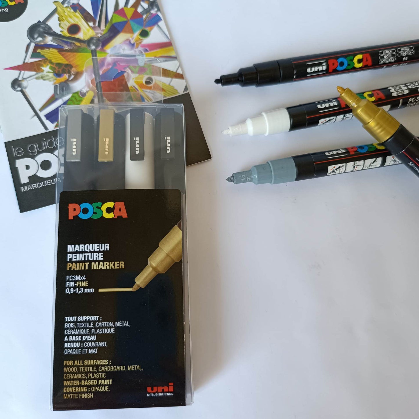 Pochette de marqueurs à base d’eau et d’encre POSCA